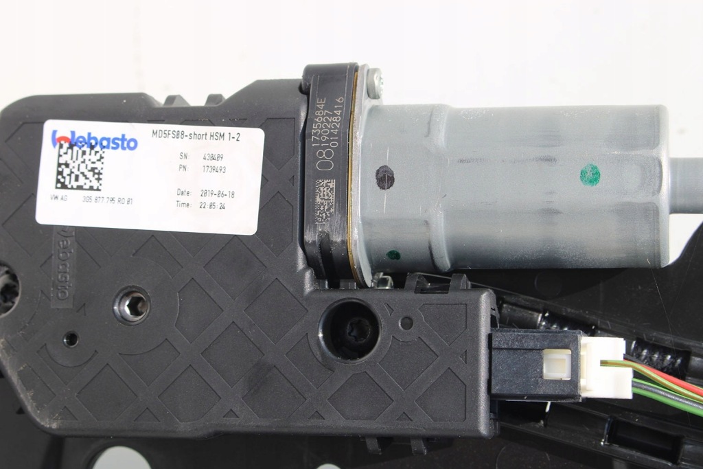 фото №15, Audi e-tron дах скляний solar панорама 83a877041 83a 877 041 люк so