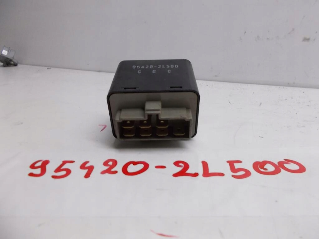 фото №1, Модуль реле зажигания hyundai i30 95420-2l500