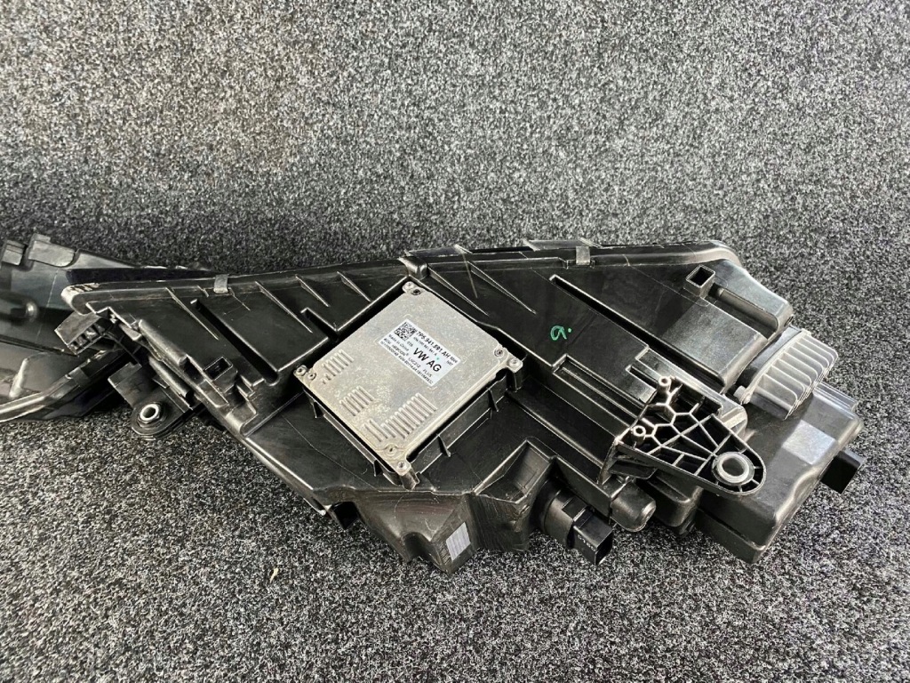 Купити Skoda octavia 3 рестайлінг  фара led права ліва перед