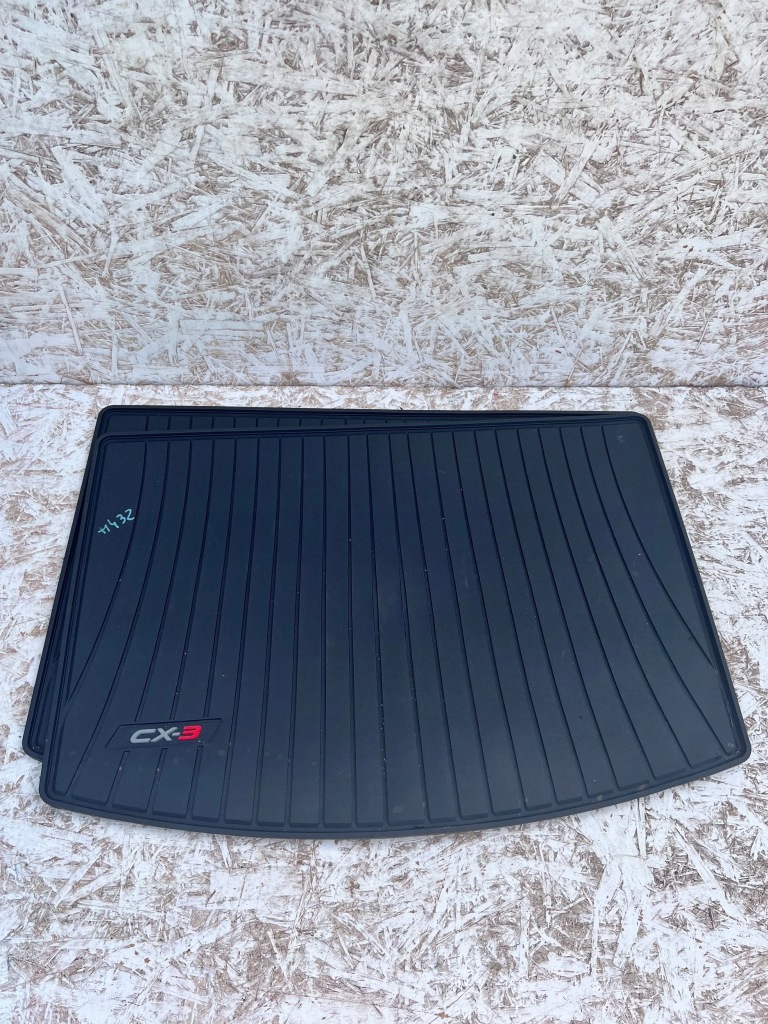 фото №1, Mazda cx3 cx-3 мат обшивка багажника резиновый элемент 15-