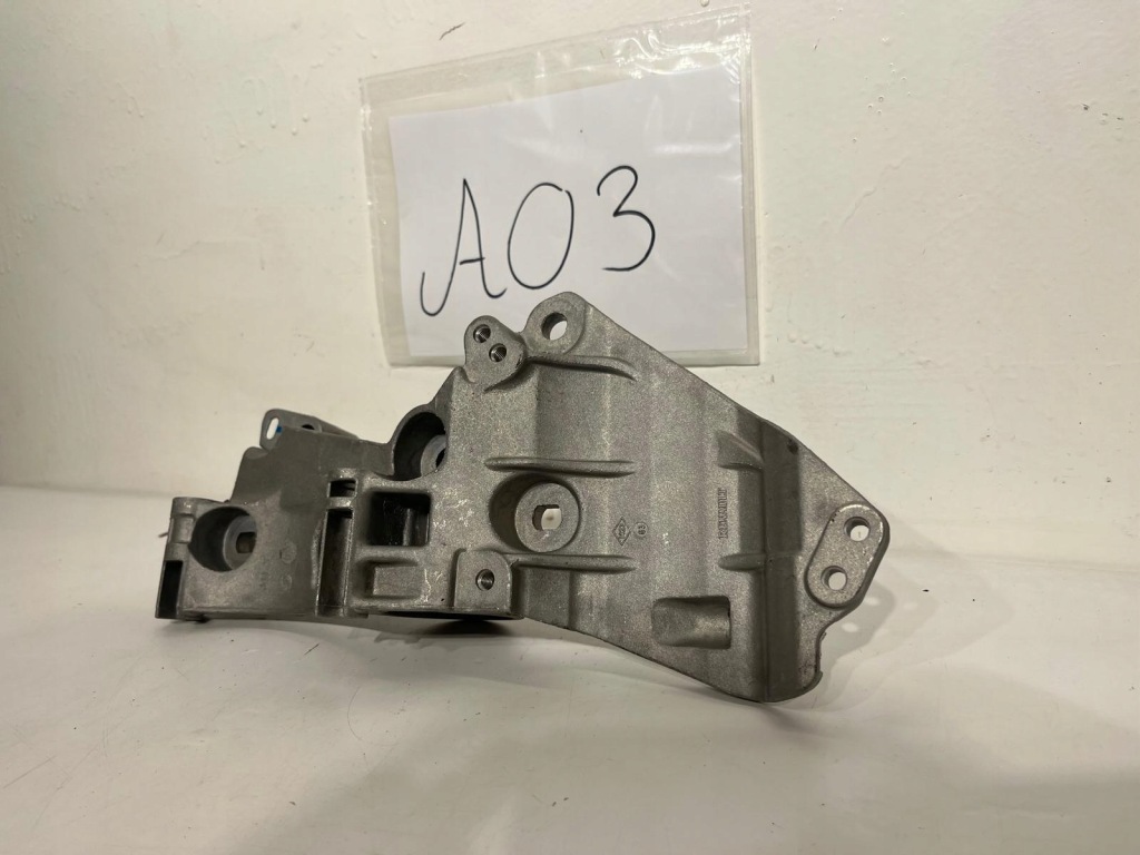 Кронштейн кронштейн генератора renault megane 3 8200669494 Доставка
