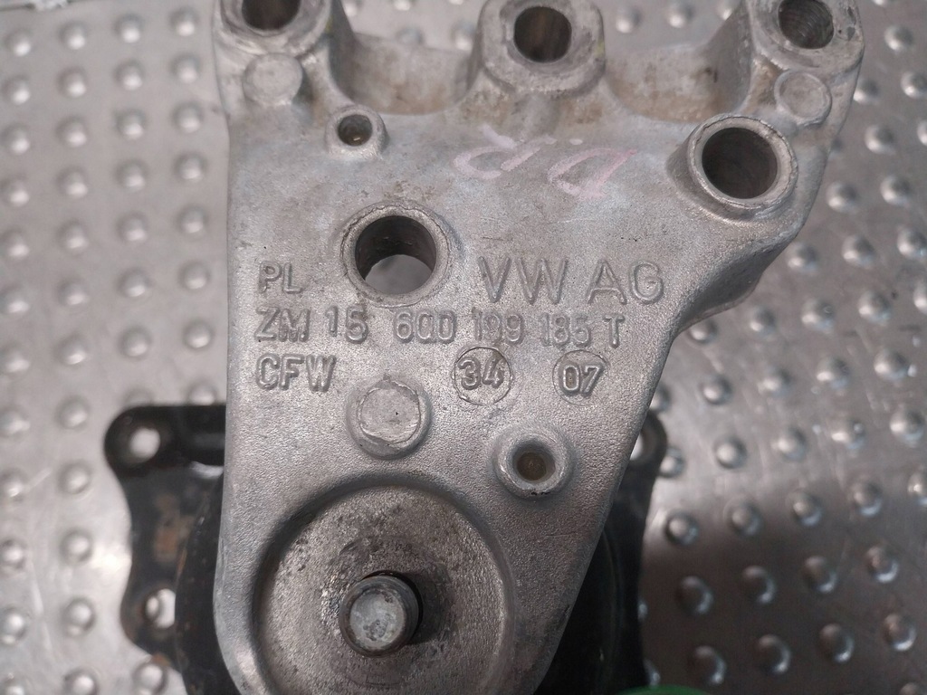 фото №6, Кронштейн подушка двигуна 6q0199185t seat ibiza iv polo v 6r a1 8x 1.4 16v
