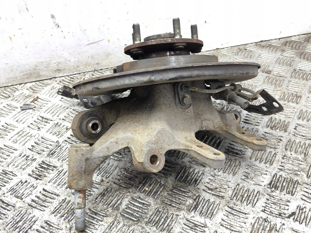 фото №10, Hyundai santa fe 2013 правая сторона ступица колеса заднего