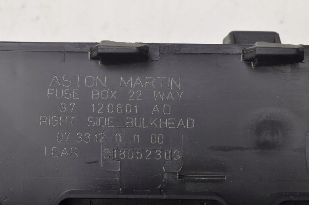 фото №7, Aston martin db7 5.9 коробка предохранителей