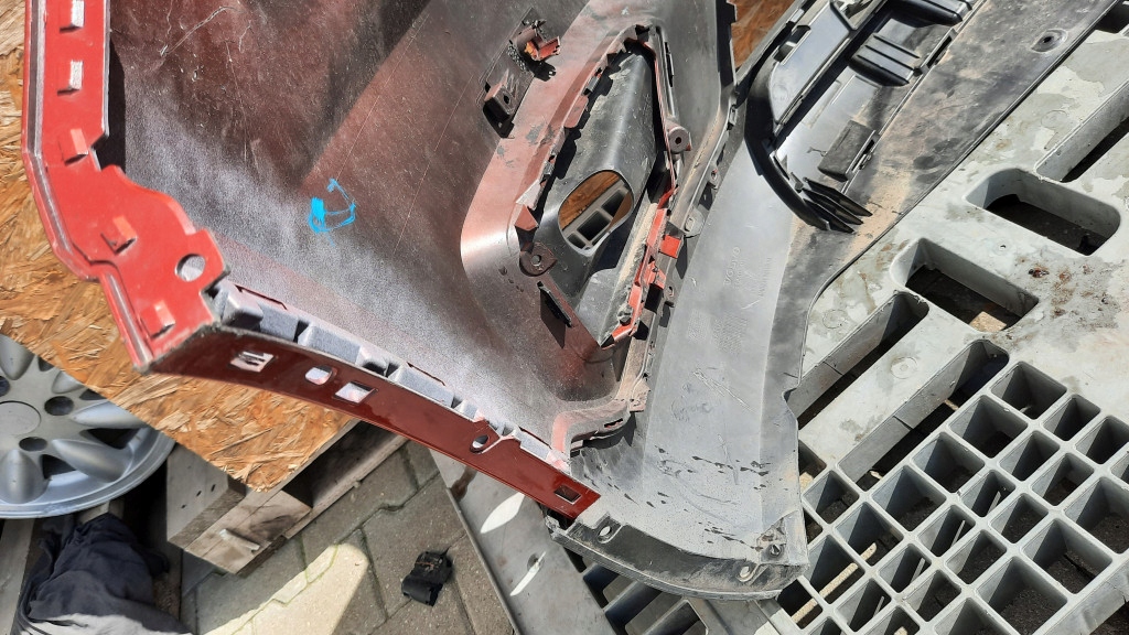 фото №15, Бампер перед 31449359 volvo xc40 18-24r foto poglądowe