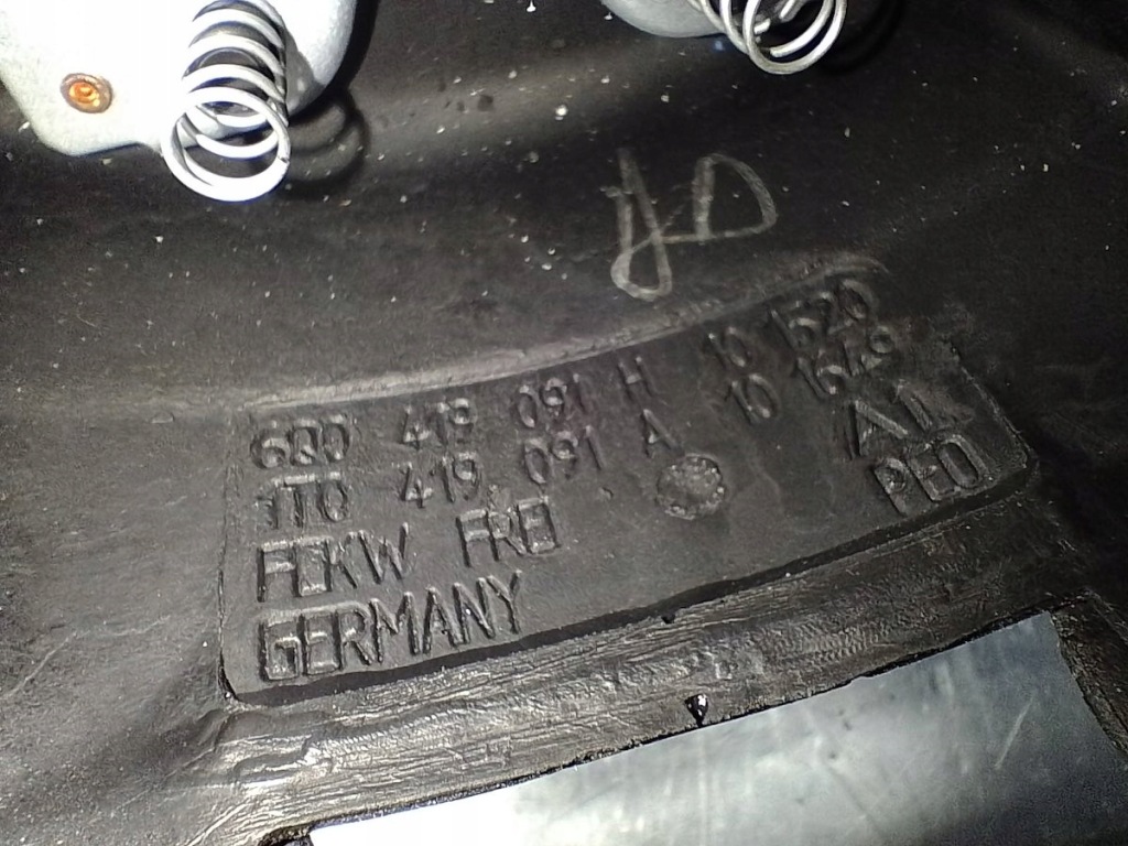 фото №7, Повітропровід з подушка vw polo 9n 6q0419091h 1t0419091a 6q0880201k