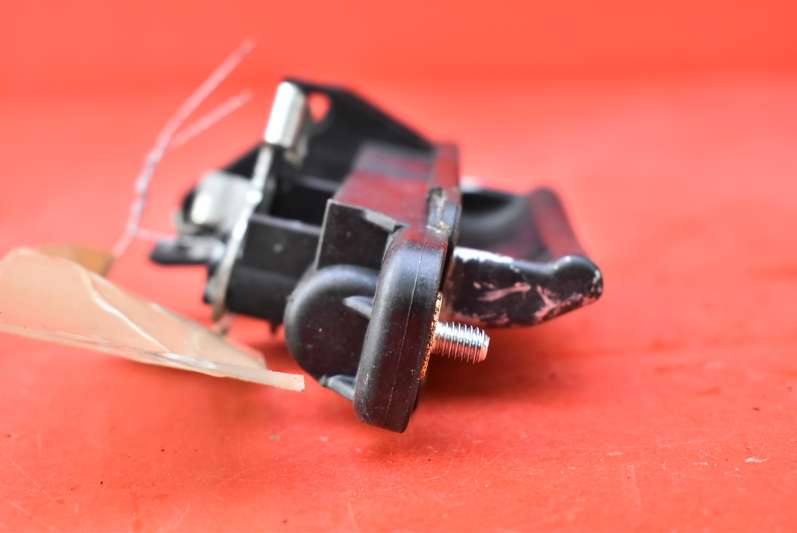 фото №4, Ручка крышки задняя задний mazda 3 1 i bk 5d hb lift 06-09