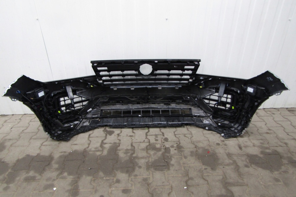 Бампер передок  vw touareg 3 3 760 r-line 18- Киев