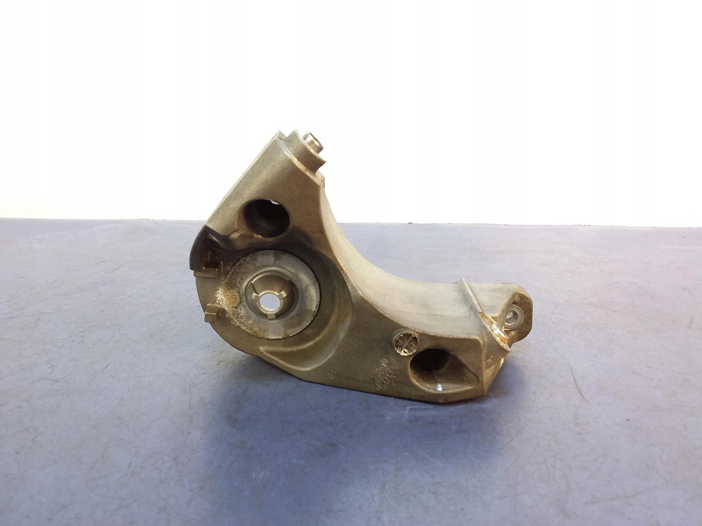 фото №1, Bmw 5 g30 4.4 кронштейн компресора кондиціонера 7646904