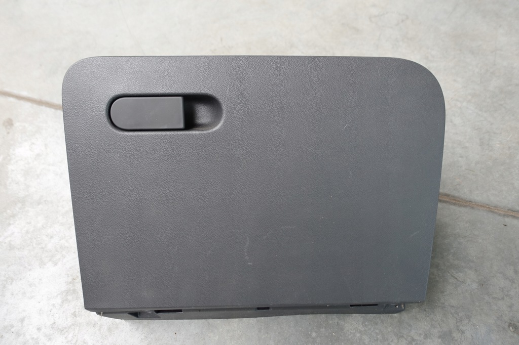 фото №1, Vw beetle 5c бардачок пасажира