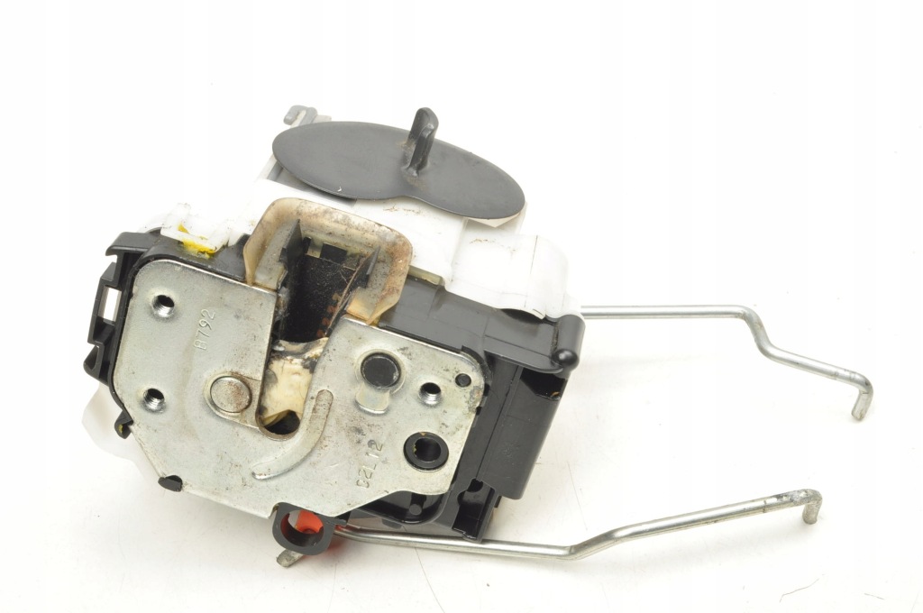 Opel combo d замок багажника кришки 51910358 в Україні