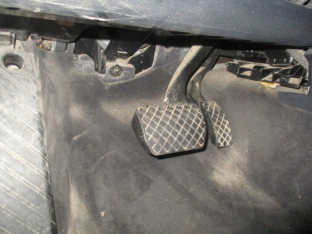 фото №1, Audi a6 c5 allroad lift комплект педалей автоматическая коробка передач