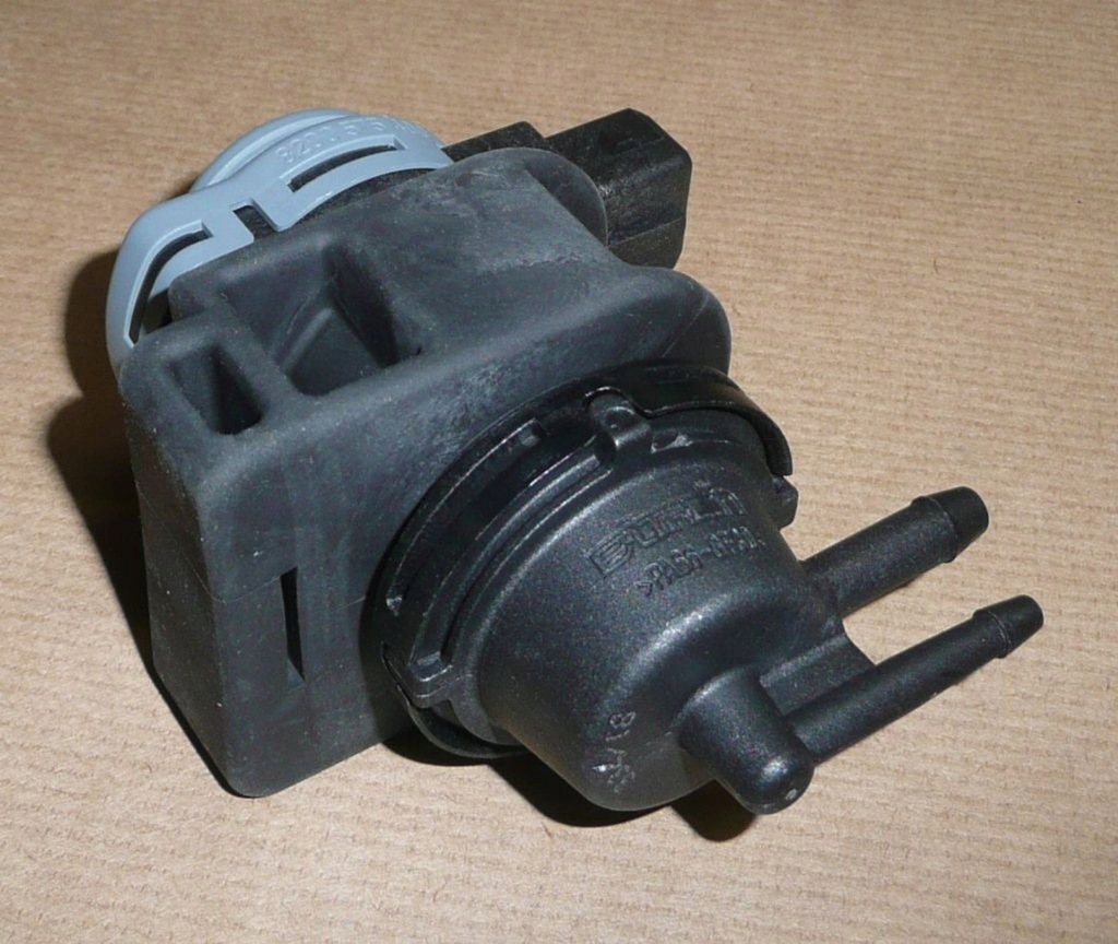 фото №4, Електроклапан turbo renault espace iv 2.0dci