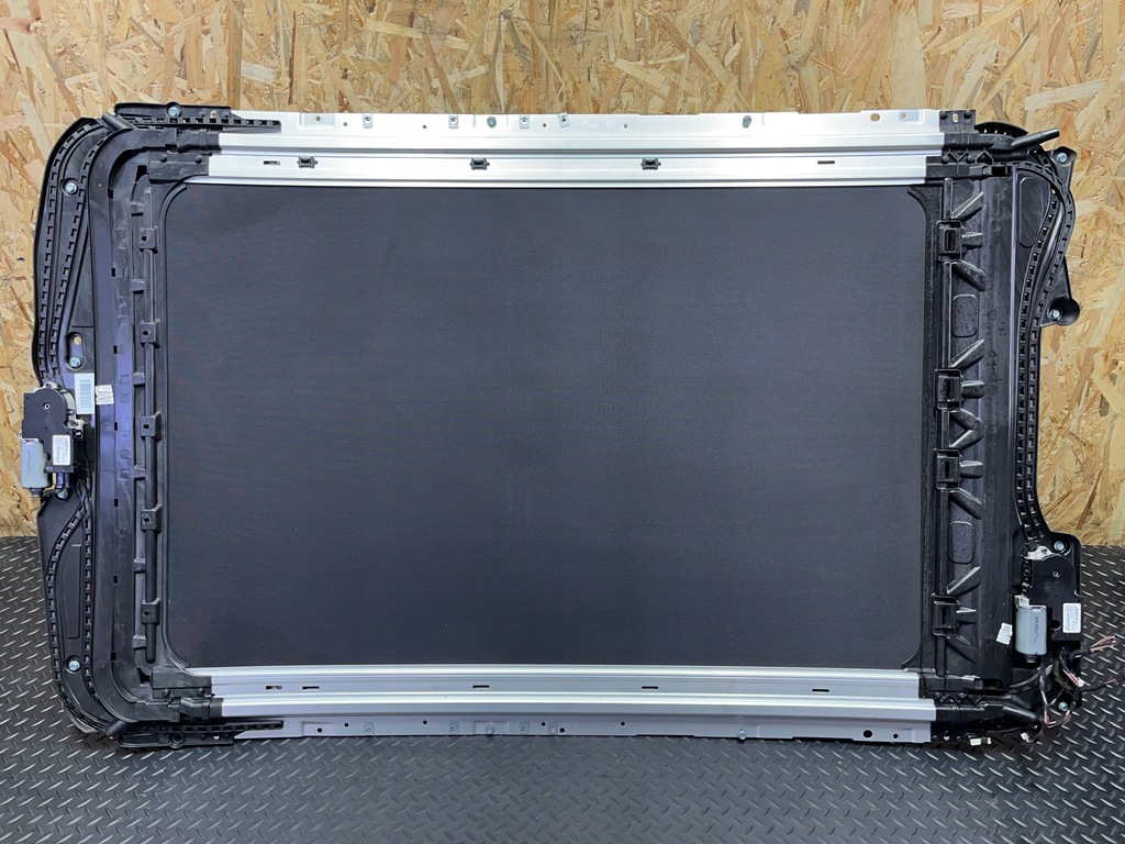 фото №8, Панорама bmw x1 f48 czarna исправна шторка 8064677