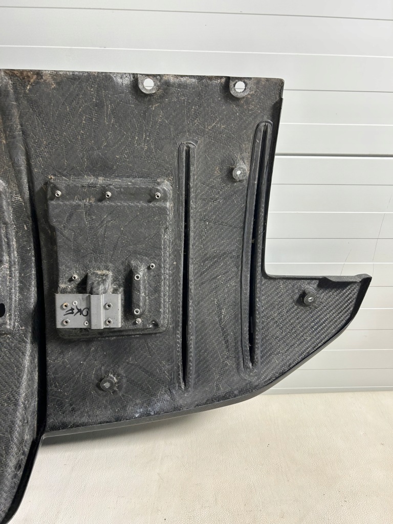 фото №13, Ferrari 458 f458 speciale italia диффузор плита pod бампер задняя 085916400