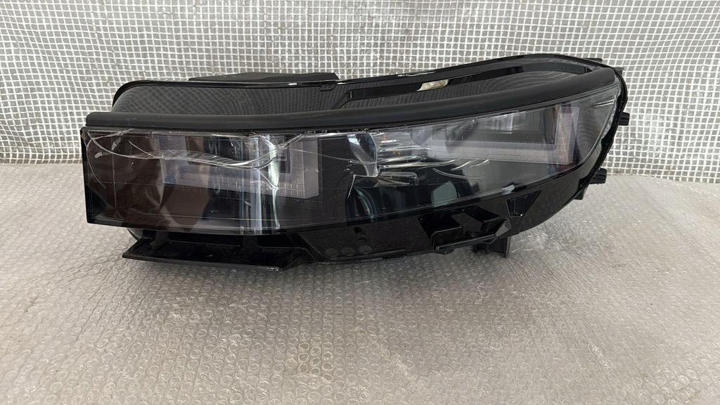 фото №1, Hyundai ioniq 5 2021- лампа левая передняя перед