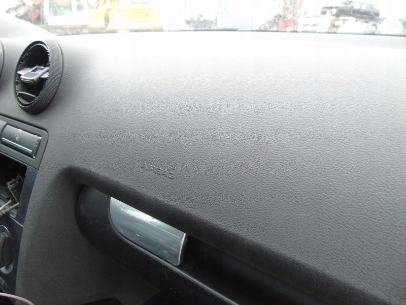 фото №4, Audi a3 8p приборная панель приборная приборная панель подушки безопасности