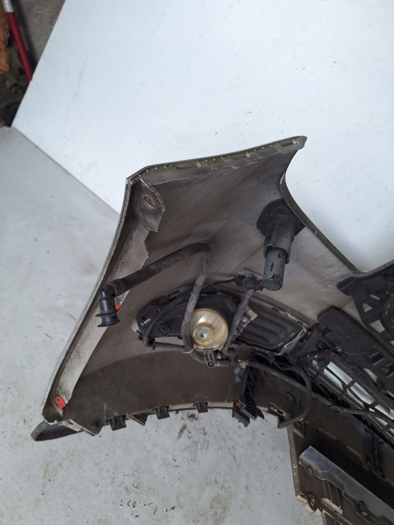 Opel insignia a 08-13 бампер ксенон + pdc Оригінал