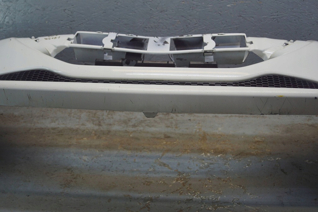 фото №12, Peugeot 208 i бампер перед z2151