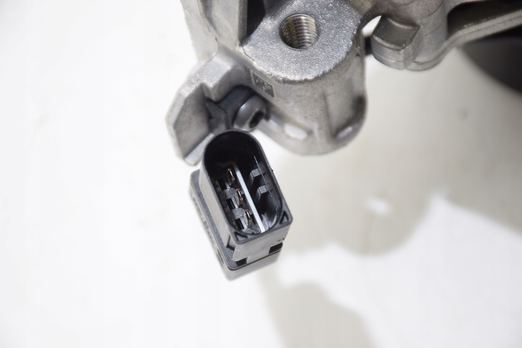 фото №9, Bmw x1 u11 u10 u06 b47c20b b47l b47p насос wody термостат