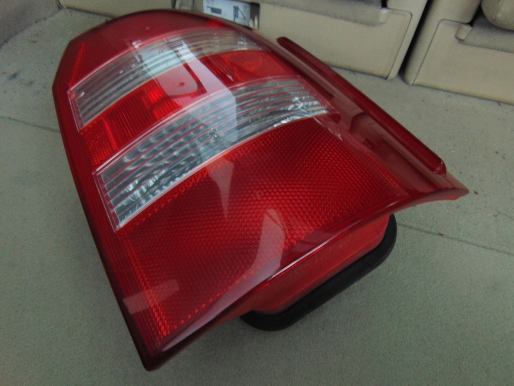 фото №5, Лампа права задня задня audi a2 europa