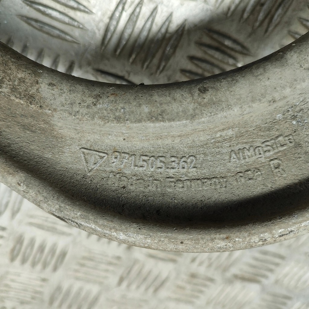 фото №6, Audi e-tron gt 2022 права сторона верхній важіль задній