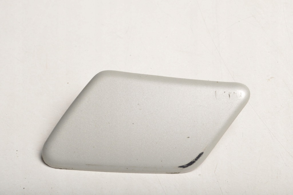 фото №1, Volvo c30 заглушка распылителя лампы 30655933