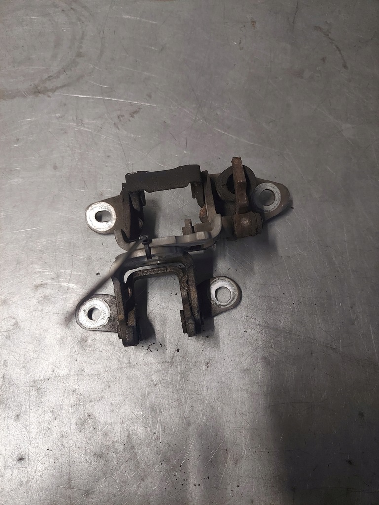 фото №1, Journey freemont 08-20r петли дверь правый перед