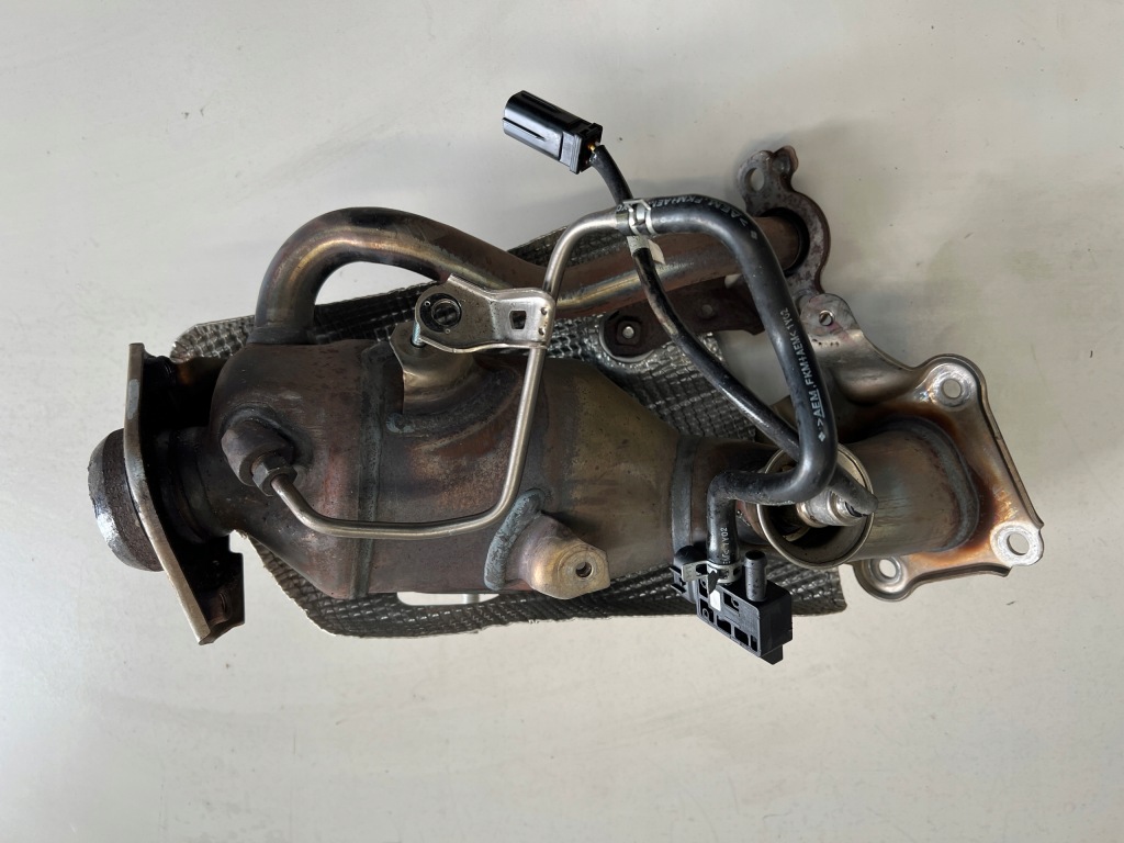Купить Toyota yaris xp210 2021 katalizator/dpf