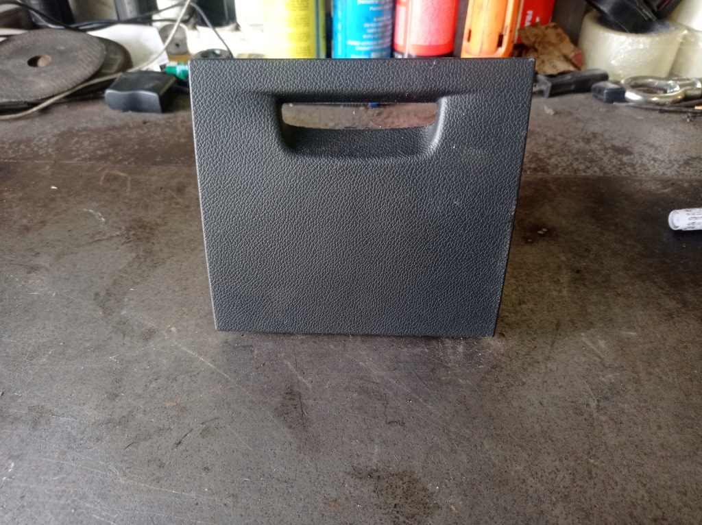 фото №1, Renault laguna iii - бардачок полиця 1001104