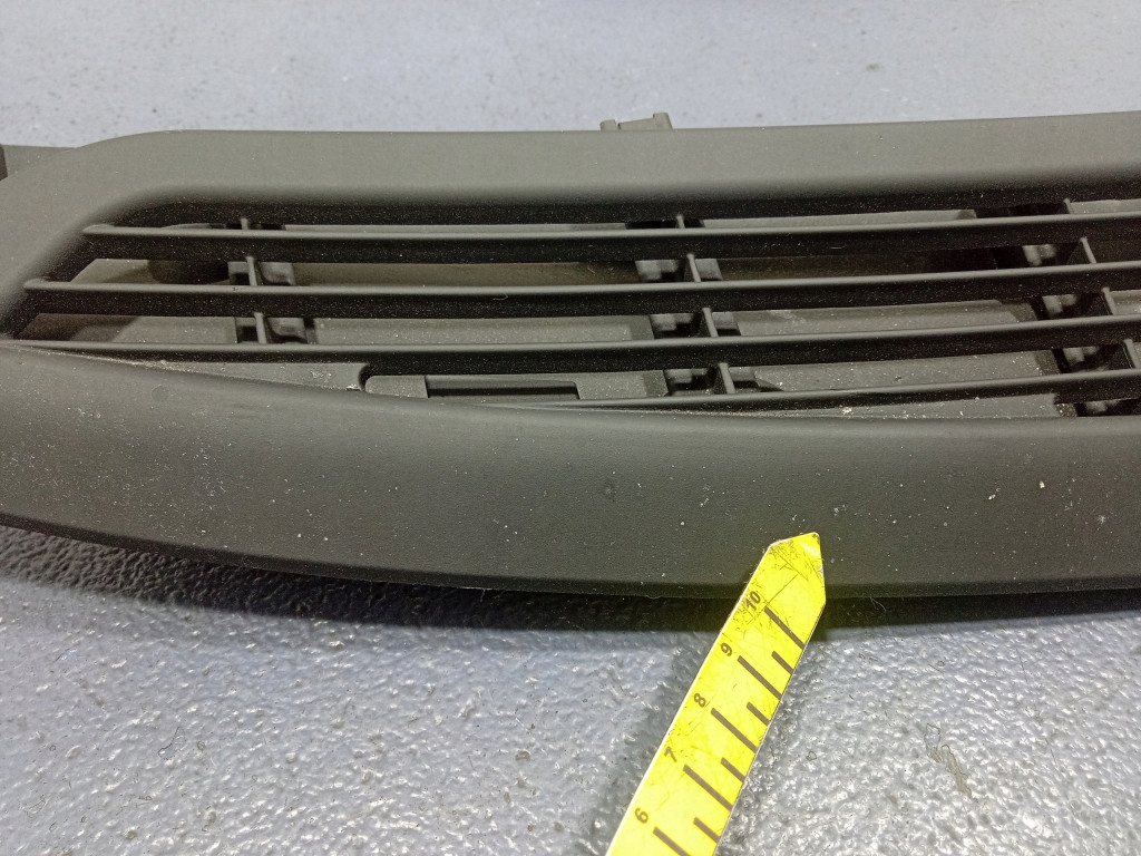 фото №6, Bmw 6 f13 решётка полка задний 7230011