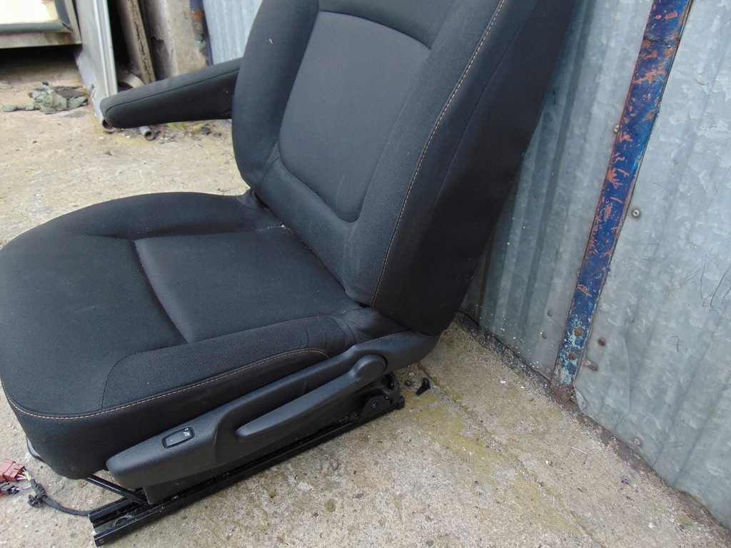 фото №13, Сиденье левый перед водителя vivaro b trafic iii 2017r europa подогреваемый