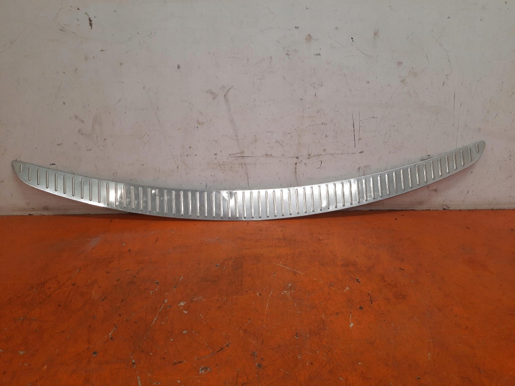 Купити Opel insignia a 08-17 універсал накладка хром молдинг багажника 903400522