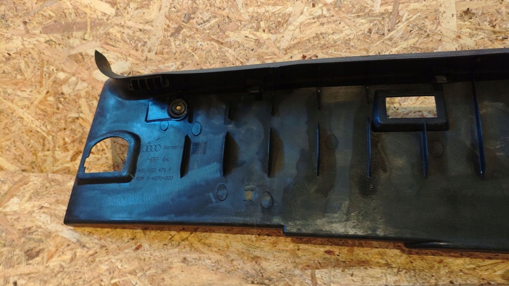 фото №8, Audi a6 s6 c5 4b 1998 з задній захист поперечина багажника