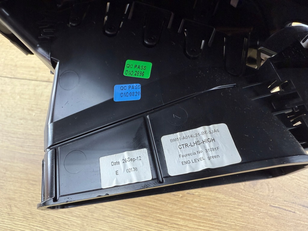 фото №16, Панель радио решётки обдув ford focus mk 3 10-14 org