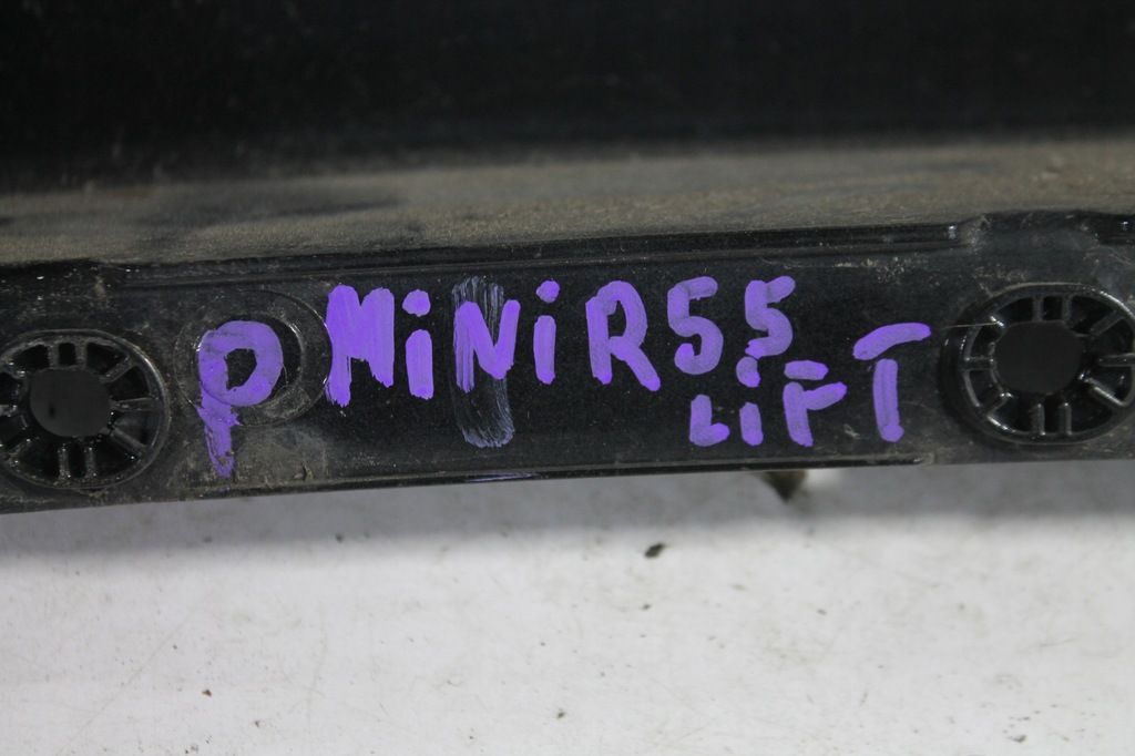 фото №3, Защита стойка правый задняя 7240228 mini r55 clubman