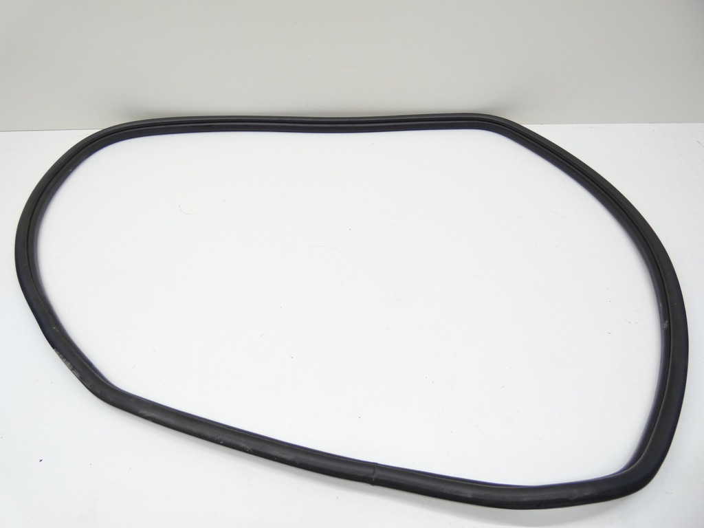 фото №1, Bmw f30 прокладка двері правий задня край