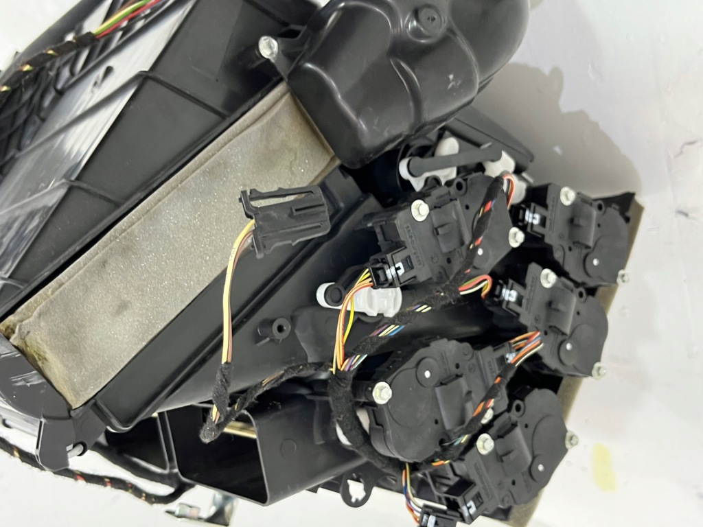 фото №6, Отопитель vw touareg 7p 7p1820005l cała !