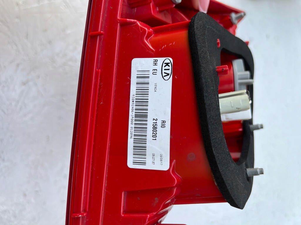 фото №7, Kia venga 5d hb 11r лампа правий задня задня w кришка