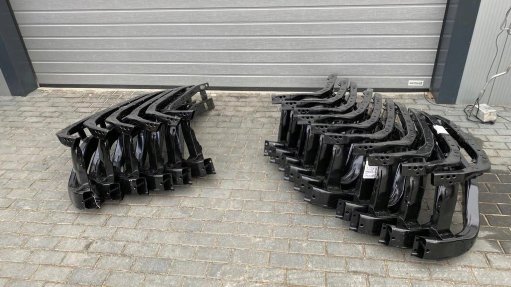 фото №1, Dodge ram 2019-2022 кронштейн крыла панель фары pas новый