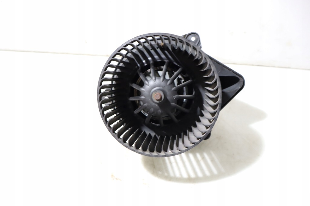 фото №1, Воздуходувка обдув opel vivaro a 2.0cdti