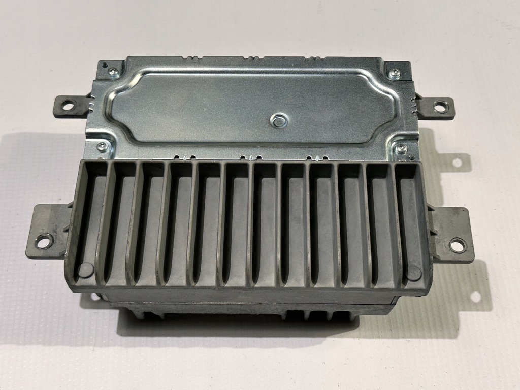 фото №11, Панель модуль блок керування радіо радіо навігації chrysler pacifica 2017+