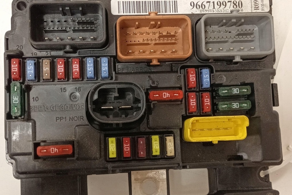 фото №8, Модуль комфорта citroën c3 ii 9667199780 1.1l бензиновый 54kw 2011