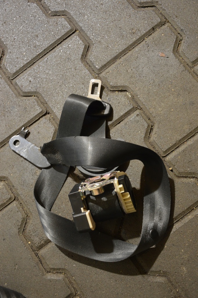 фото №5, Vw touran i fl комплект ременів задня 5szt 1t0857811c