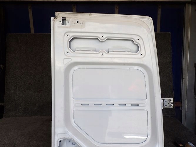 фото №7, Man tge vw crafter ii 17- дверь левая задние задняя петли 196cm