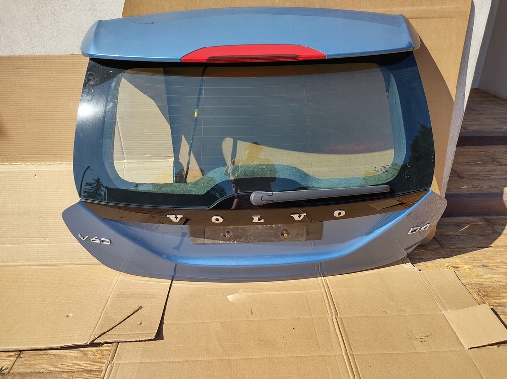 фото №1, Volvo v60 14r крышка багажника багажника