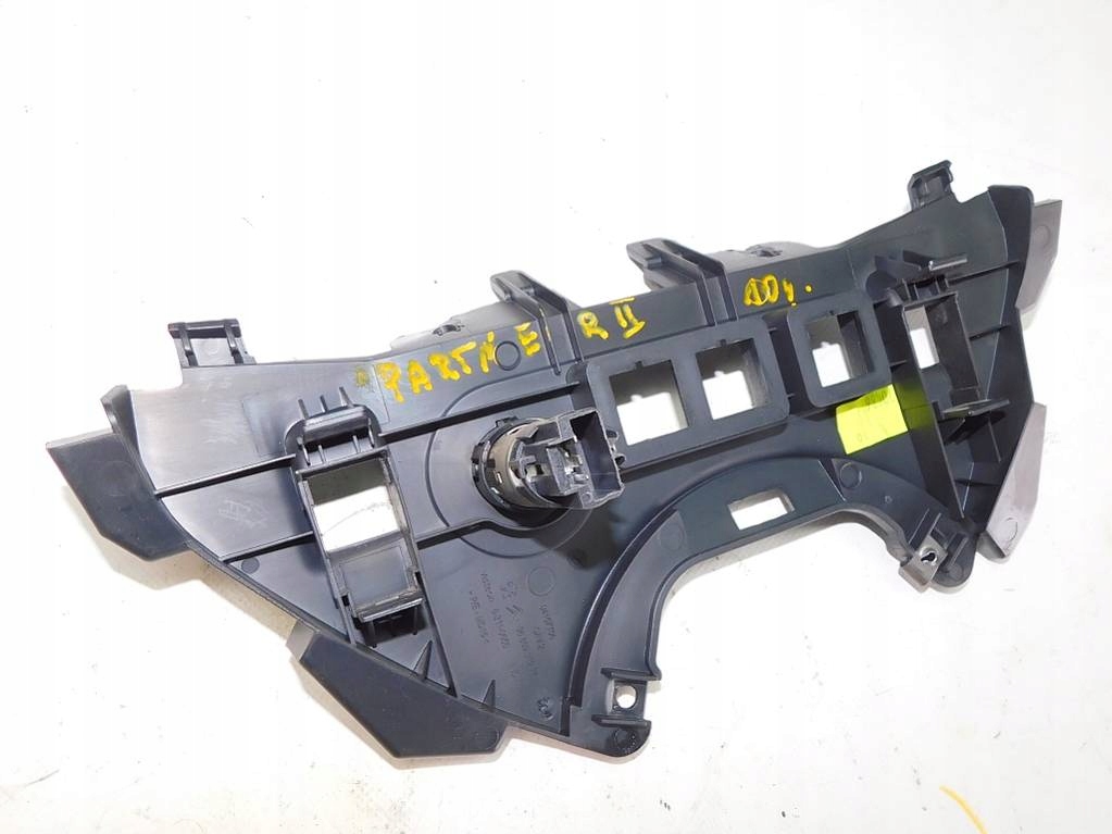 фото №4, Peugeot partner ii 08-12 панель рамка переключателей