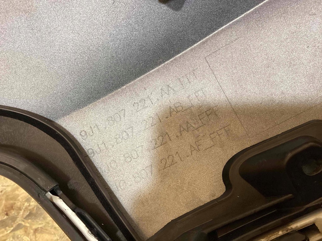 фото №10, Porsche taycan lift 24- бампер перед комплект 9j1898220a