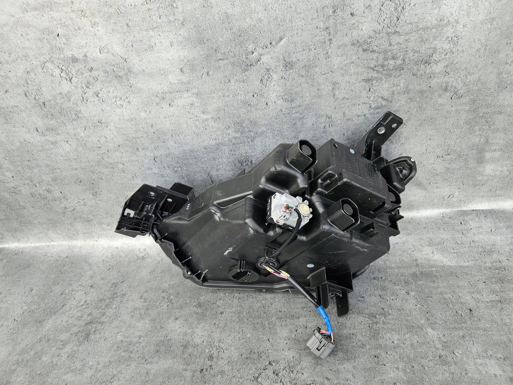 фото №3, Лампа перед права mazda cx3 full led