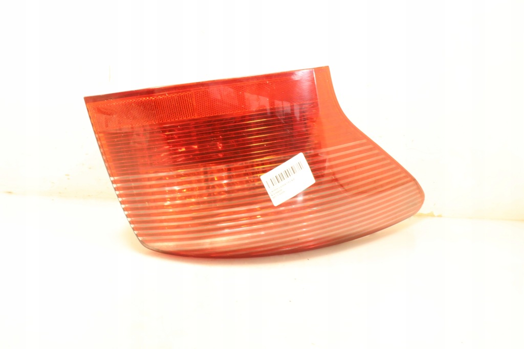 фото №1, Лампа левая задняя peugeot 407 e203035 kombi